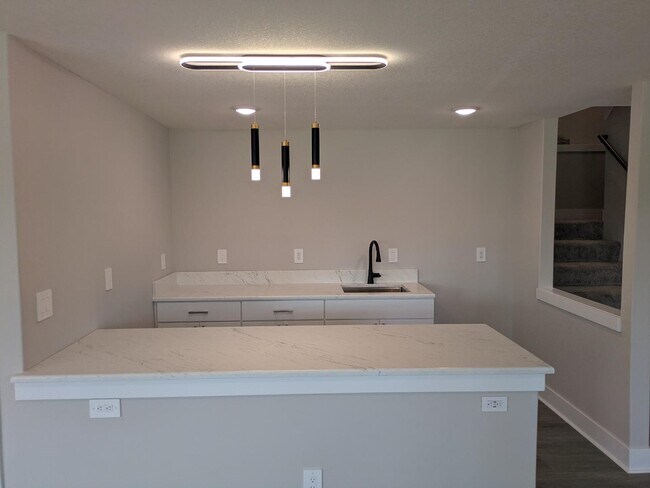 Building Photo - 1217 W Kimberlite Ct