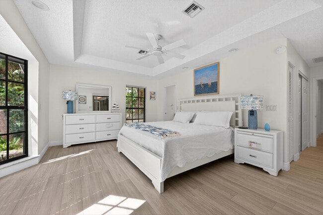 Building Photo - 8166 155th Pl N