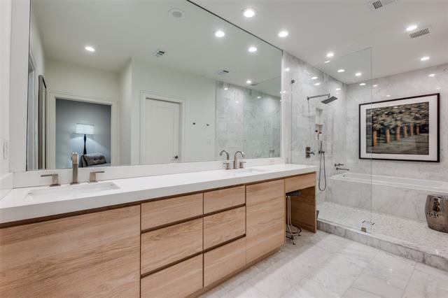 Building Photo - 4402 Westside Dr