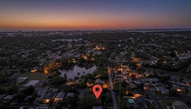 Building Photo - 5991 Fairfield Ave S