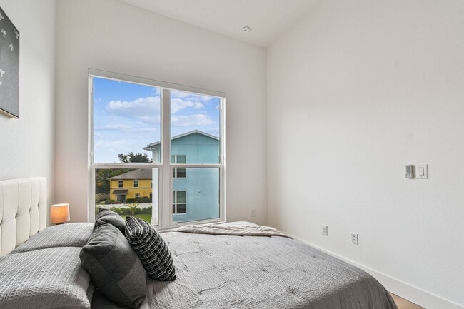 Building Photo - A charming coastal townhouse, just minutes...