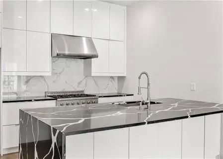 Building Photo - 223 16th St NW