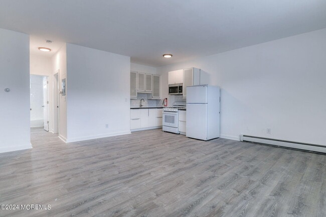 Building Photo - 109 McCabe Ave