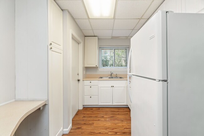 Building Photo - 2751 Jersey Ave