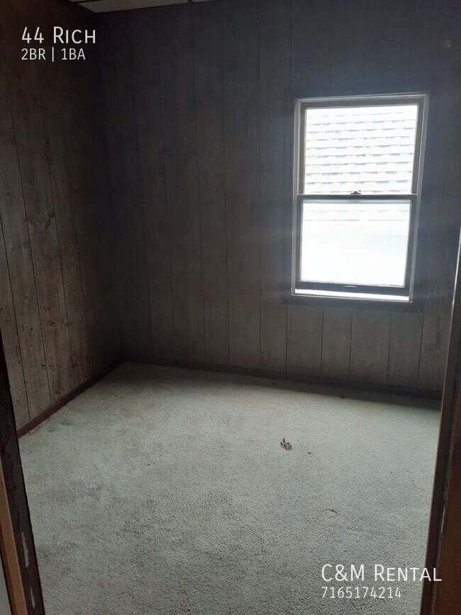 Building Photo - 44 Rich-