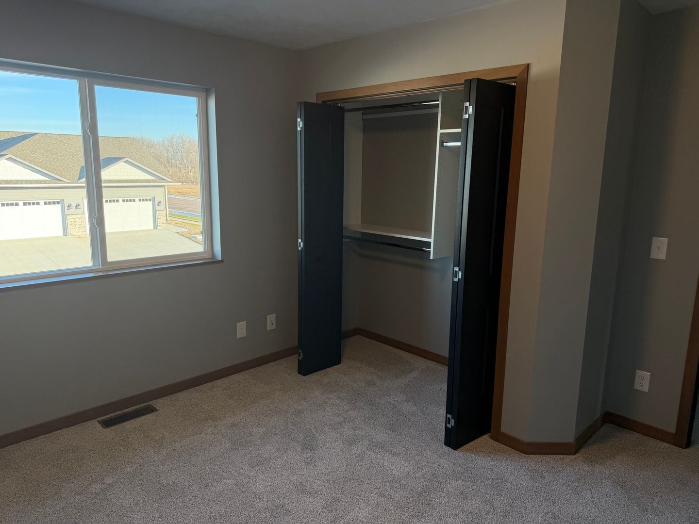 Building Photo - 3902 S Caballo Ct