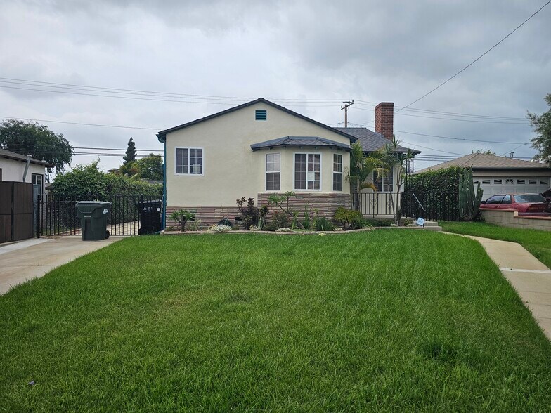 Primary Photo - 341 Morris Pl
