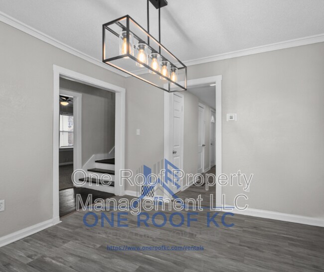 Building Photo - 416 N Elmwood Ave