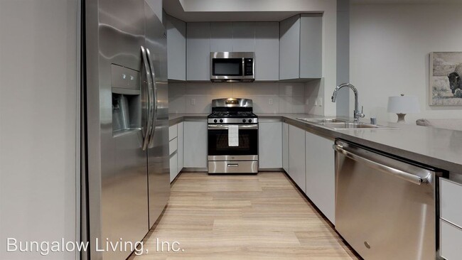 Building Photo - 1516 Colby Ave