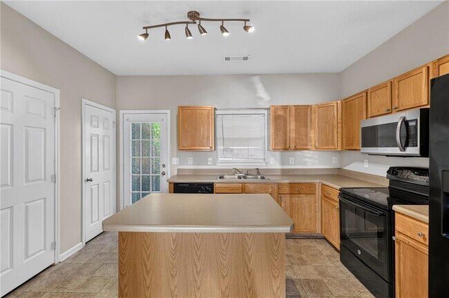 Building Photo - 2161 Del Lago Cir