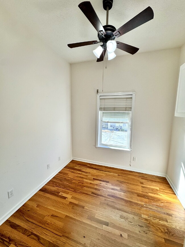 Building Photo - Bid-a-Wee Beach Gulf View -Long Term Rental!