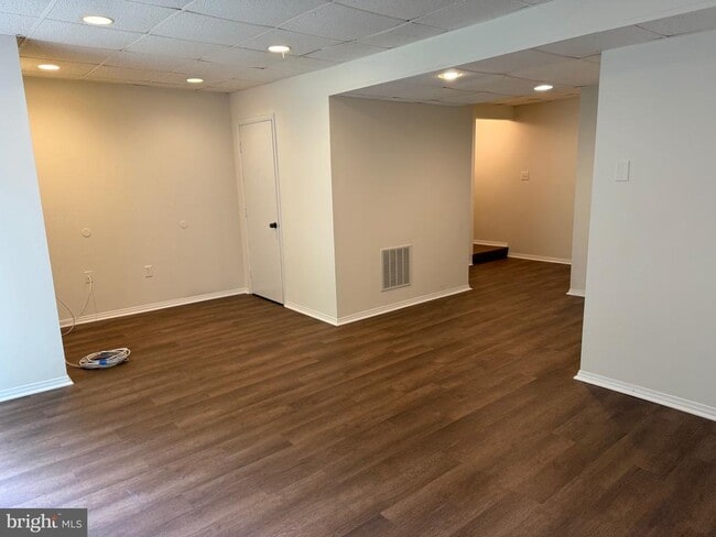 Building Photo - 5109 Pecan Dr