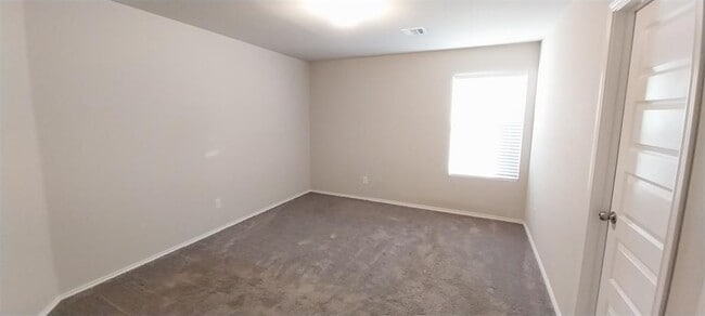 Building Photo - 11604 NW 95th St