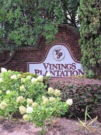 Building Photo - 6122 Farmwood Way SE
