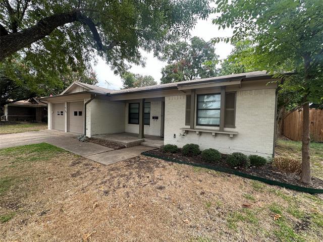 Building Photo - 102 Brookwood Dr