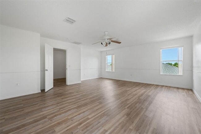 Building Photo - 2830 Paynes Prairie Cir