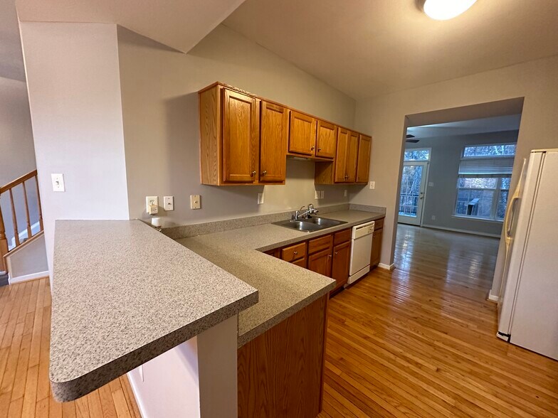 Building Photo - 11477 Abbots Cross Ln