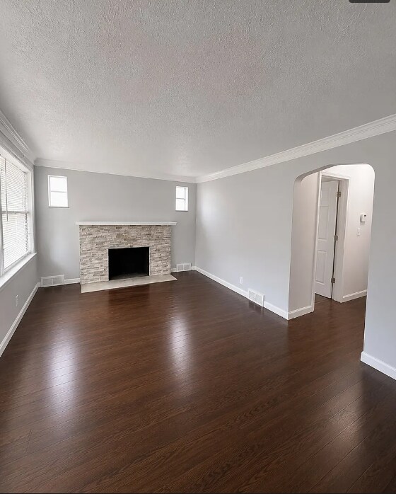 Building Photo - 11867 Laing St