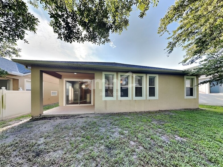 Building Photo - 4858 Blue Major Dr