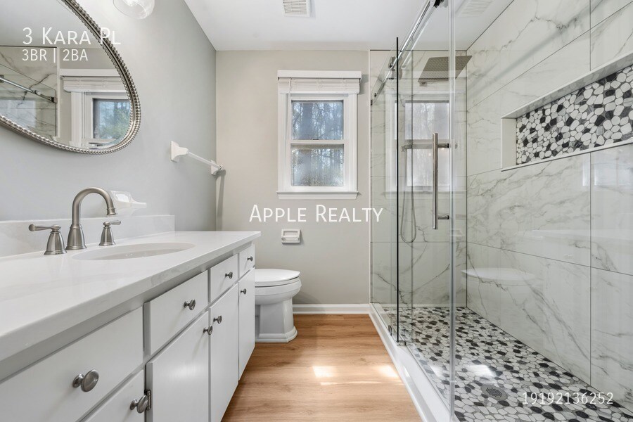 Building Photo - 3 Kara Pl