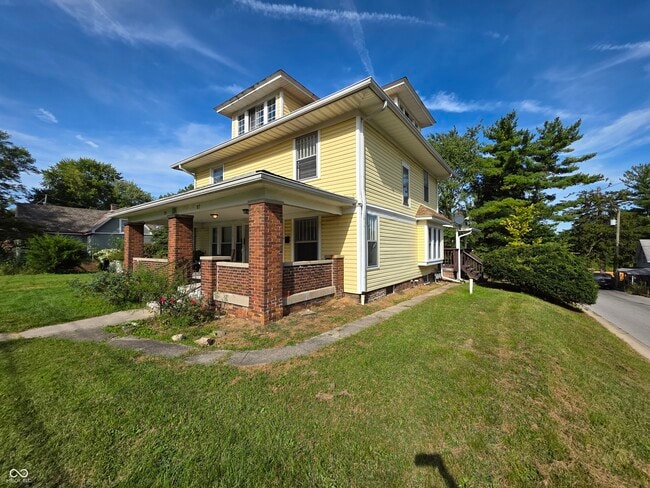 Building Photo - 117 S Heflin St