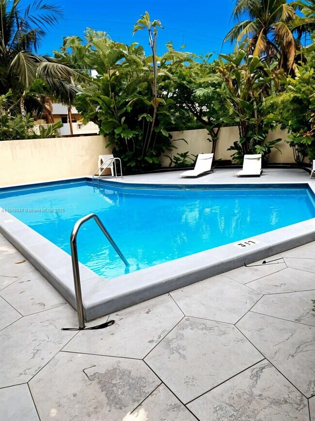 Building Photo - 7830 Dickens Ave