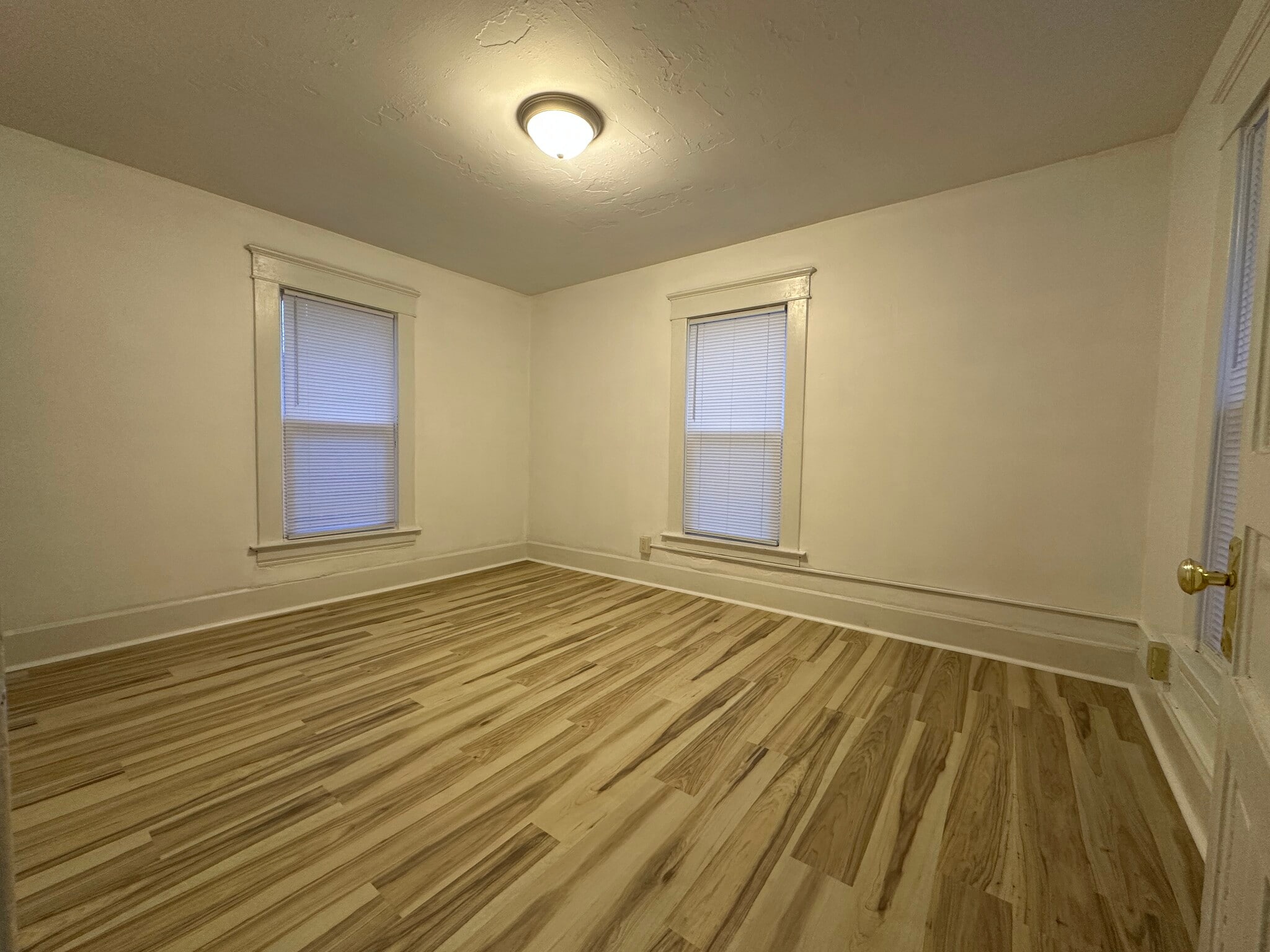 Building Photo - 35 Walker St