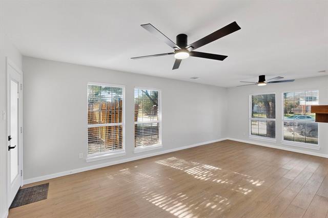 Building Photo - 1009 Lake Bluff Dr