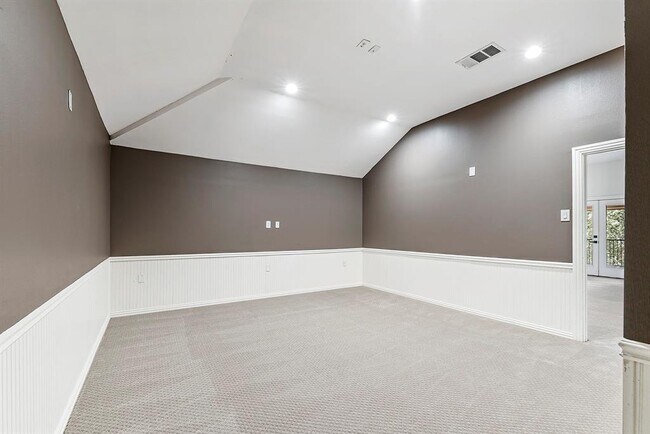 Building Photo - 10126 Springfield Ridge Dr