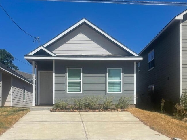 Primary Photo - 16890 Glenheath St