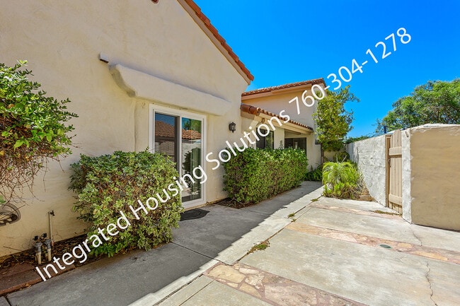 Building Photo - 3841 Violet Glen