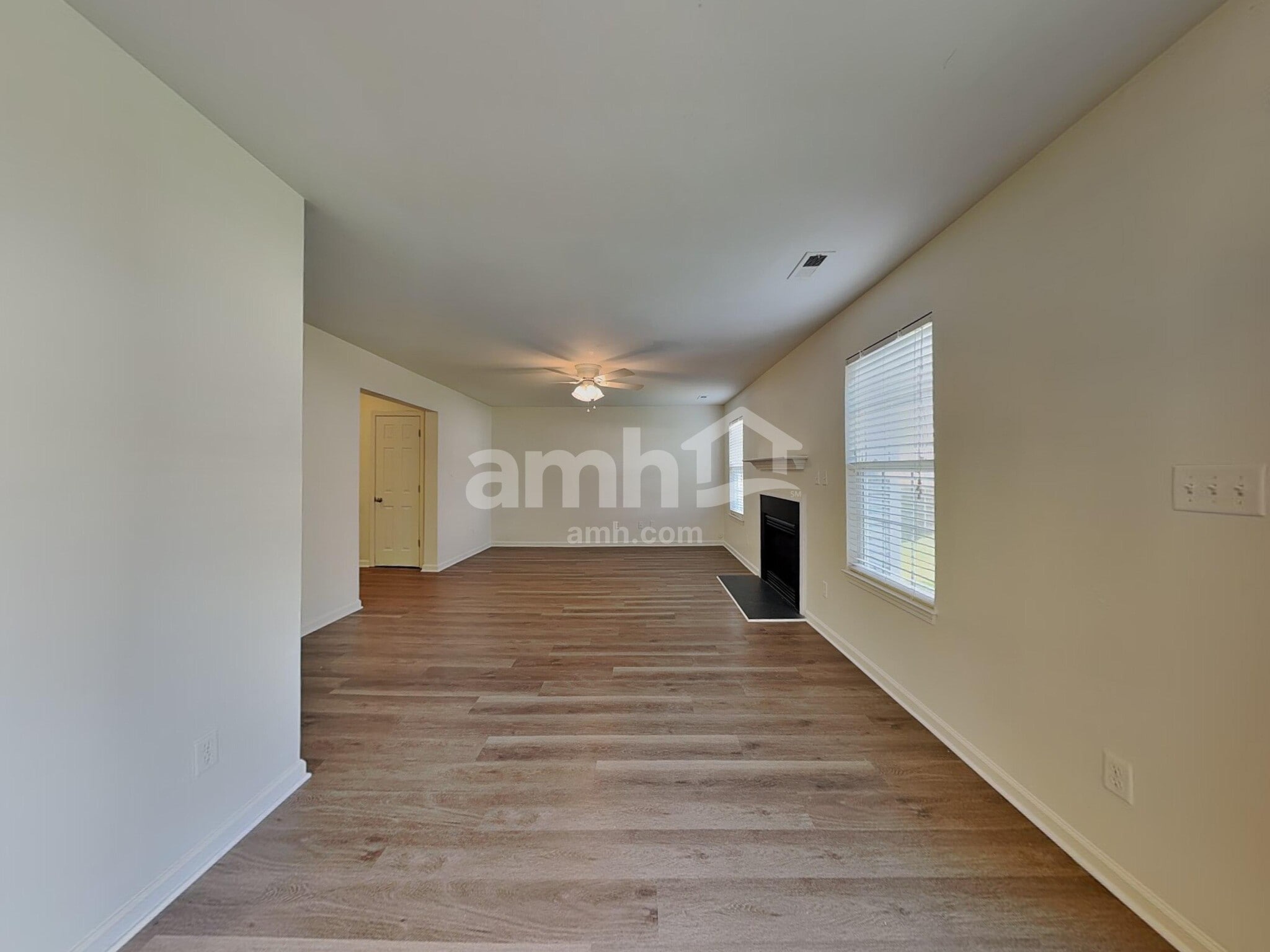 Building Photo - 1516 Clover Ridge Ct