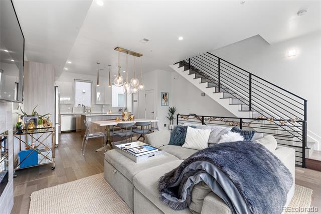 Building Photo - 1608 Irving St