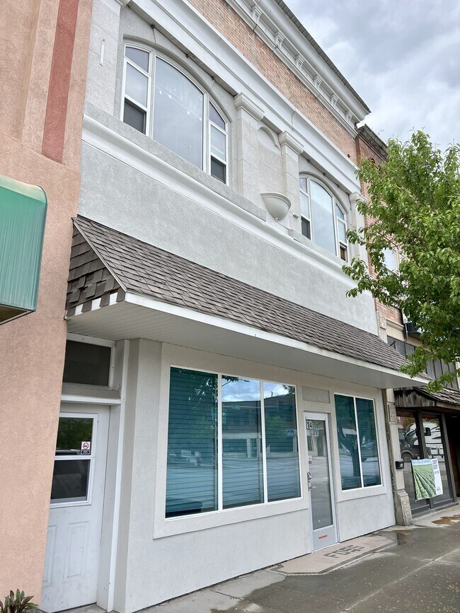 Building Photo - 14 S State St