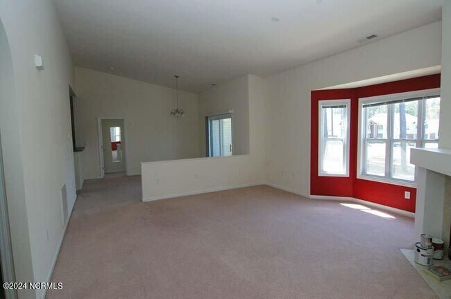 Building Photo - 1129 Turtle Creek Rd