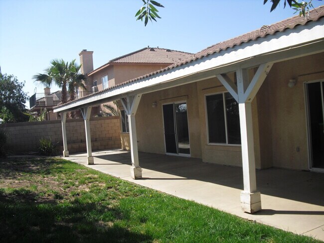 Building Photo - 4209 Grandview Dr