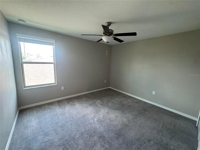 Building Photo - 5415 Amaryllis Garden St