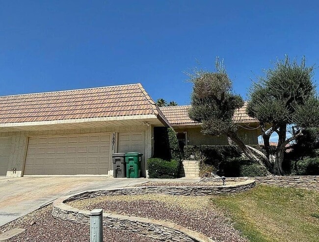 Building Photo - 38811 Tandika Trail N