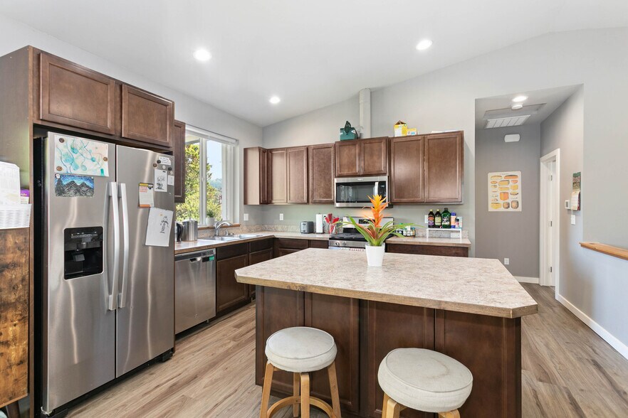 Building Photo - 115 N 34th St