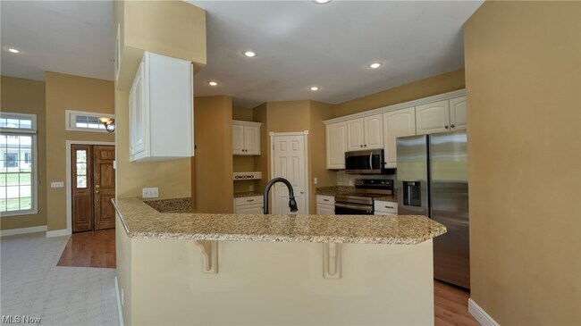 Building Photo - 158 Chelsea Cove