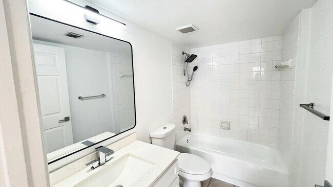 Building Photo - 5025 Wiles Rd