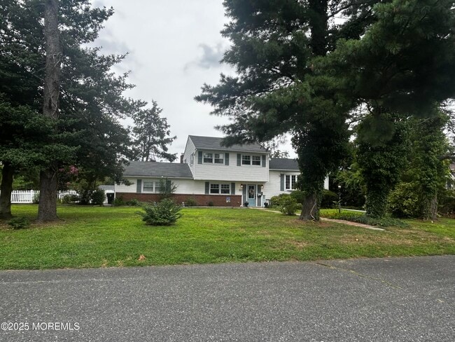 Primary Photo - 12 Winston Dr