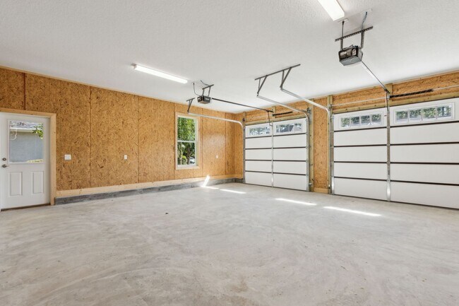 Building Photo - 103 Maybird Dr
