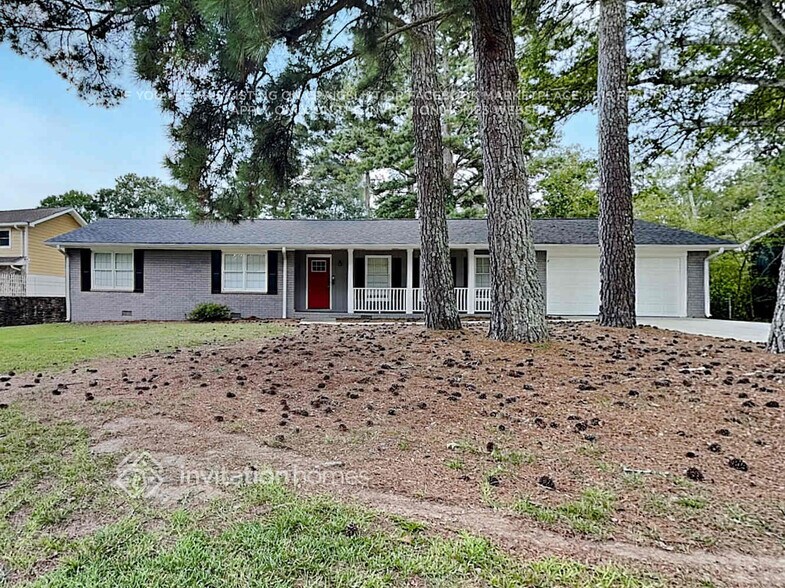 Primary Photo - 6411 Edenfield Dr