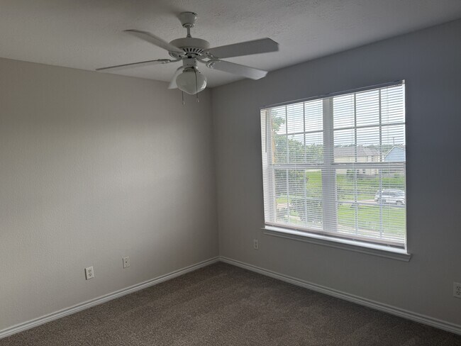 Building Photo - 4039 Southern Trace Dr