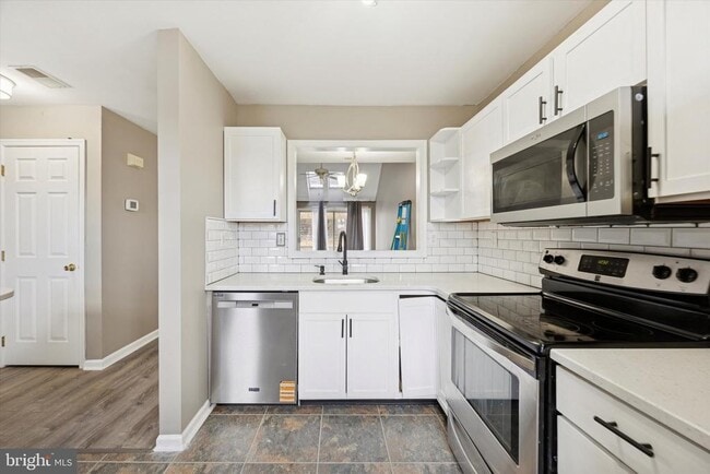 Building Photo - 253 Miley Rd