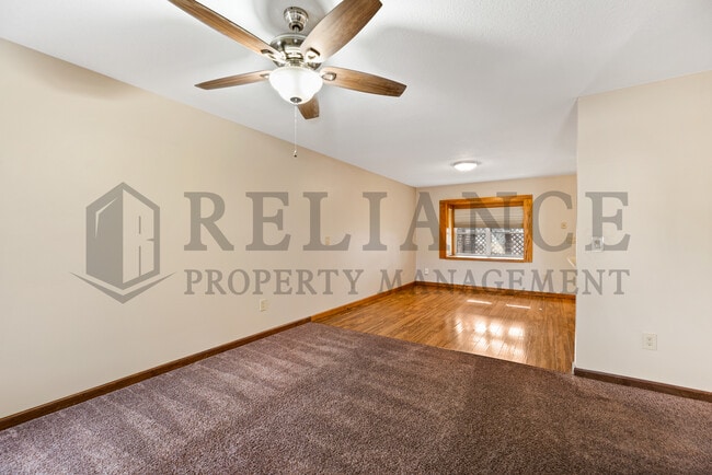 Building Photo - 1417 S Goebel Cir