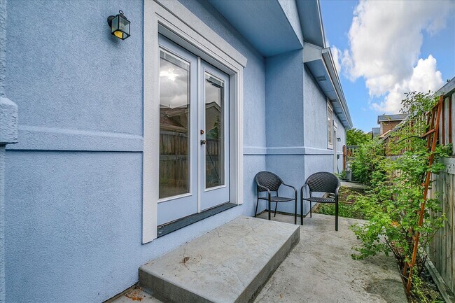 Building Photo - Beautiful Home In Hidden Springs