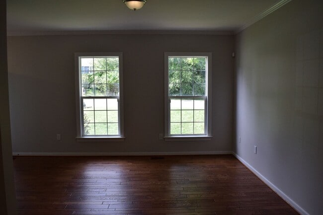 Building Photo - Great house in Top school district Innsbro...