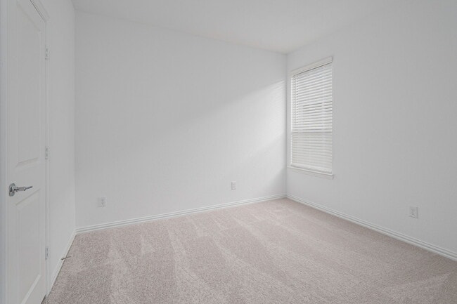 Building Photo - 3108 Cottonwood Ln